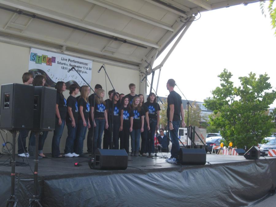 Bare Voices performs in SING! Competition