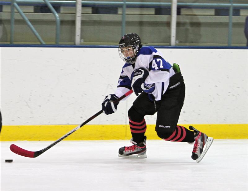 LZ hockey player named Blackhawks Player of the Month