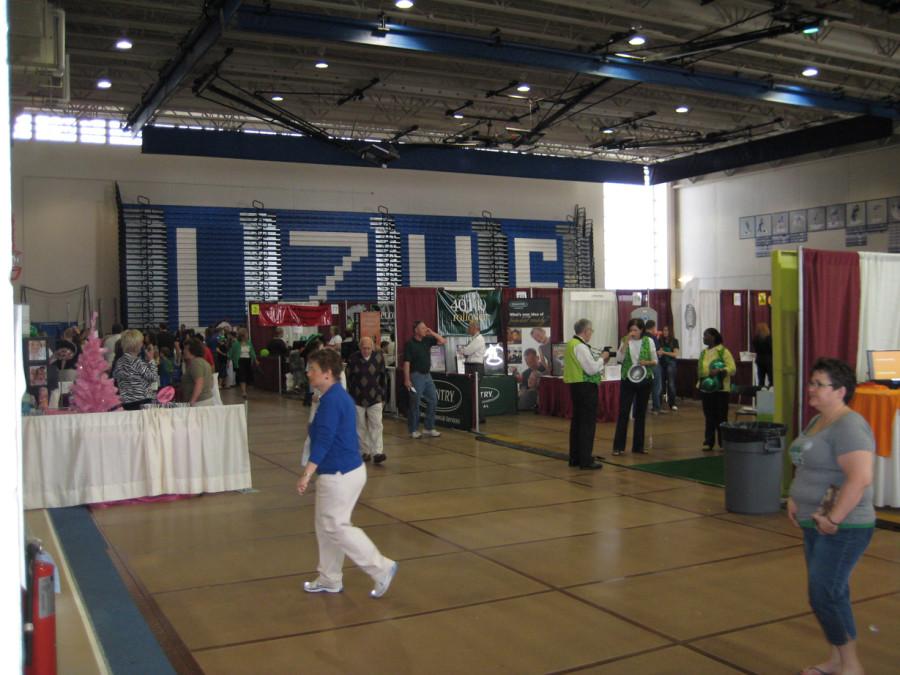 LZHS hosts Chamber of Commerce Expo