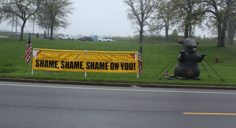 Union protest disrupts traffic outside school, raises questions