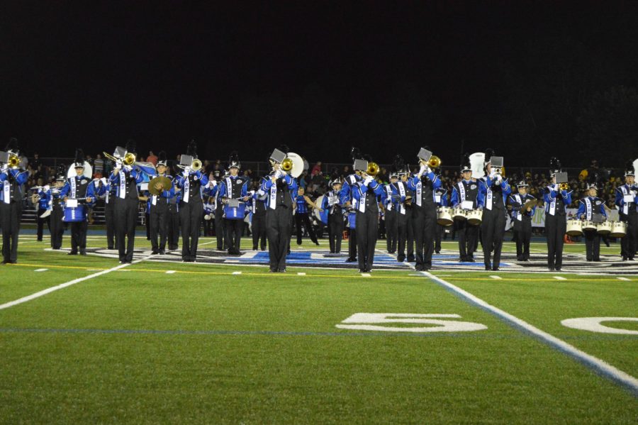 Middle school bands perform on Friday night