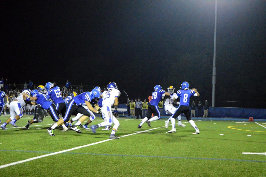 Bears Back Home: Lake Zurich defeats Warren