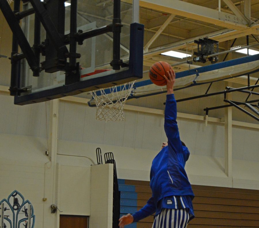 The basketball team holds their annual Blue/White game