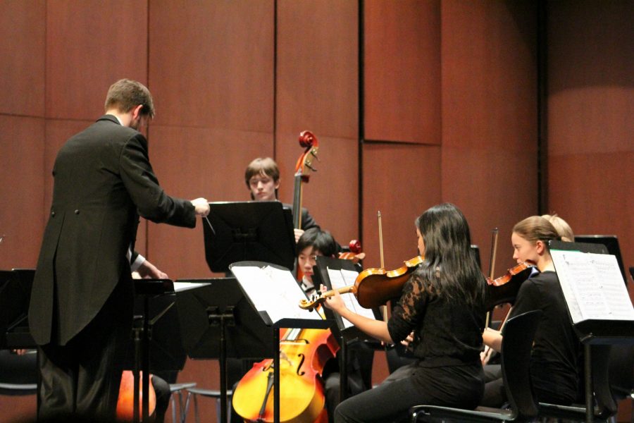 Strings, winds, and bells take the stage for holiday concert