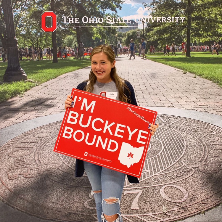 In the recent years, colleges are allowing students to choose their roommates, adding stress and excitement for the future. Callie Kleinke, senior, was searching for a roommate she could bond well with and preferred to choose her roommate rather than allowing her college to pick out her roommate.