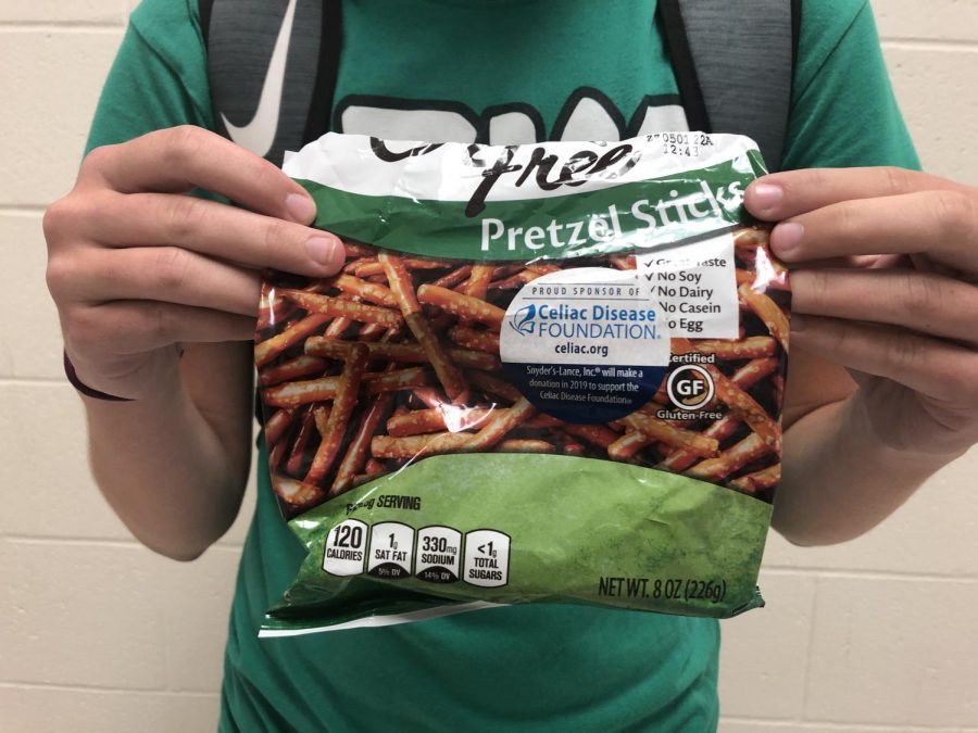 Students may be gluten but it does not stop them from enjoying everyday snacks. I think like more recently theres been a lot more [gluten free] options which is really nice, Sarah Richards, sophomore, said.