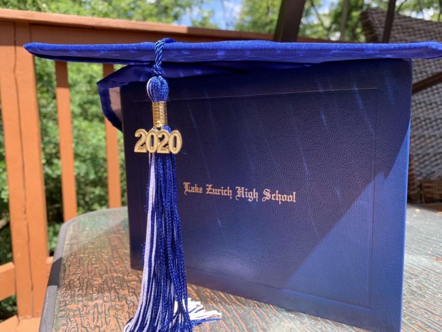 Due to Covid-19, the class of 2020s graduation was not a traditional one. Nevertheless, graduates received their diploma on stage, along with applause and picture opportunities. 