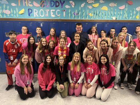 This year, the Buddy Project helped out with the Under the Sea homecoming decorations