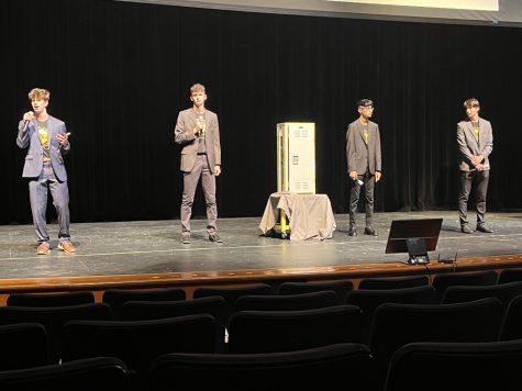 Student entrepreneurs pitch innovative projects at annual Incubator presentation
